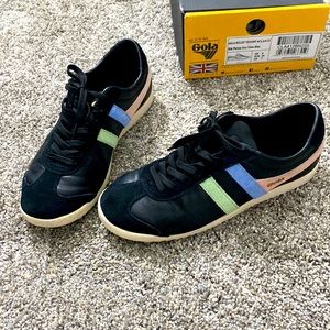 Gola Bullet tennis shoes. Worn twice. Like new.